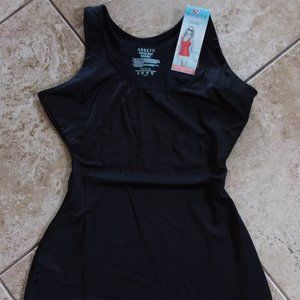 NWT Spanx Assets Red Hot Silhouette Serums Tank 1X